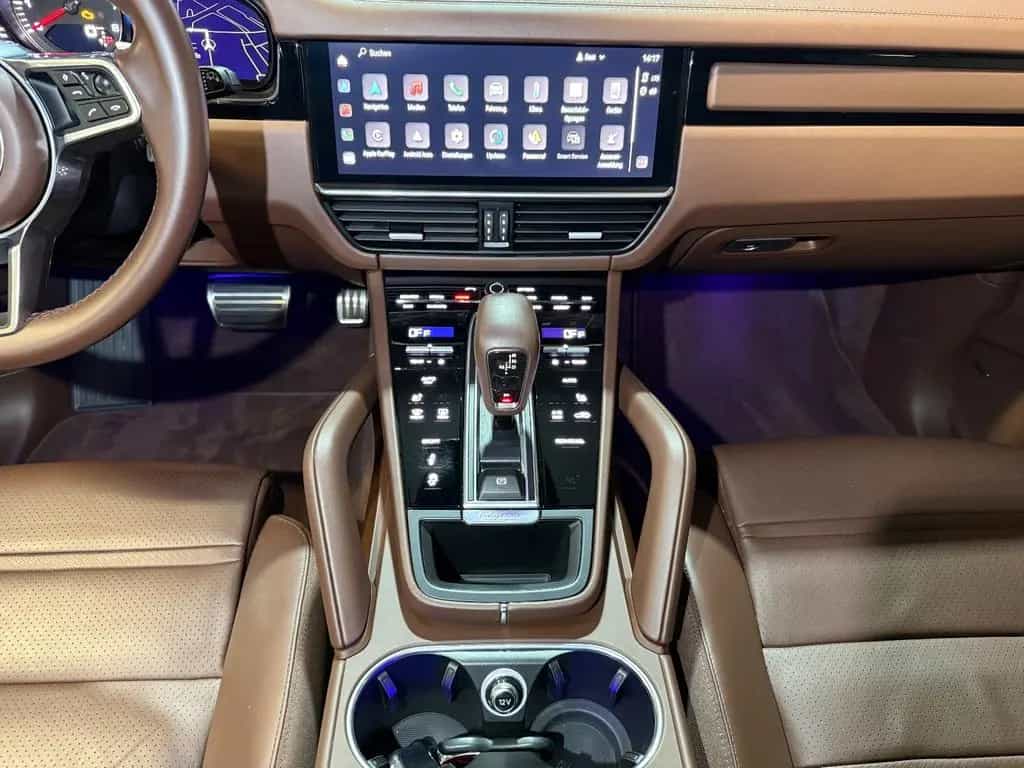 Porsche Cayenne S Platinum Edition~PANO~HEAD-UP~KAMERA 02/2023-photo-16