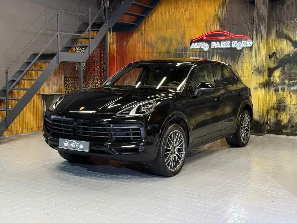Porsche Cayenne S Platinum Edition~PANO~HEAD-UP~KAMERA 02/2023-photo-2