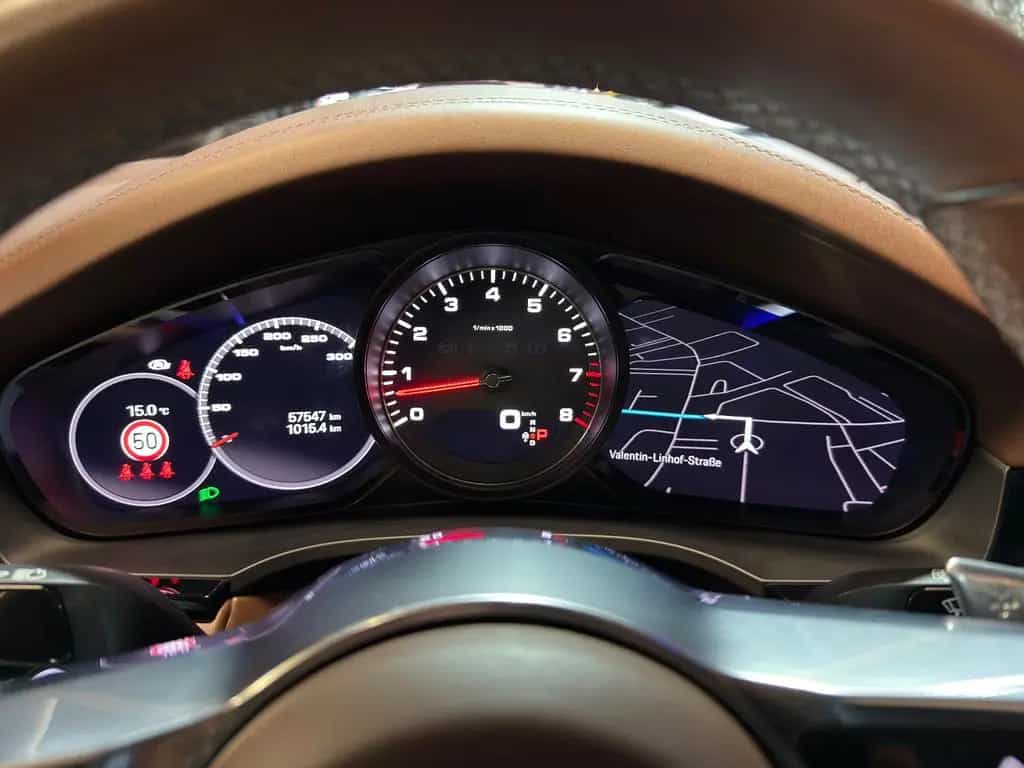 Porsche Cayenne S Platinum Edition~PANO~HEAD-UP~KAMERA 02/2023-photo-20