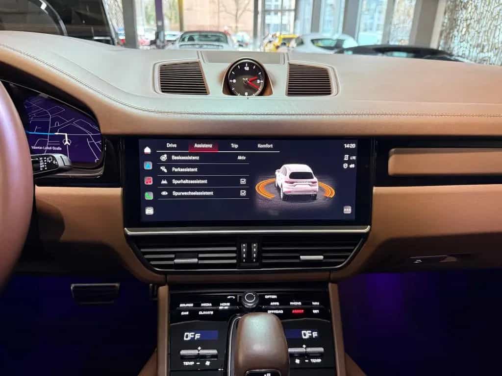 Porsche Cayenne S Platinum Edition~PANO~HEAD-UP~KAMERA 02/2023-photo-21