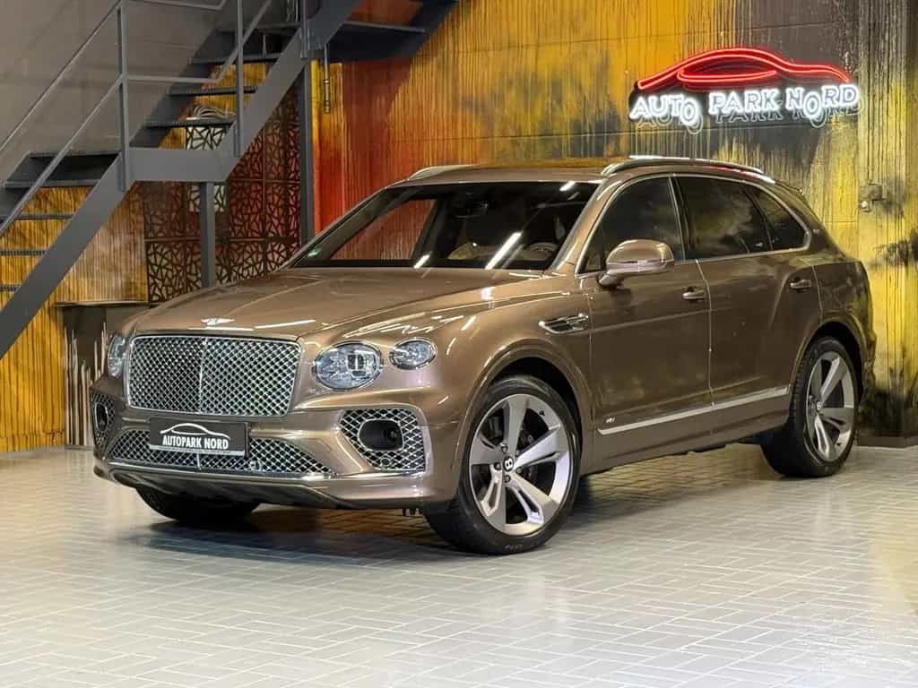 Bentley Bentayga 4.0 V8 4WD Aut.~NAIM~PANO~AKRAPOVIC~ 09/2020-photo-0