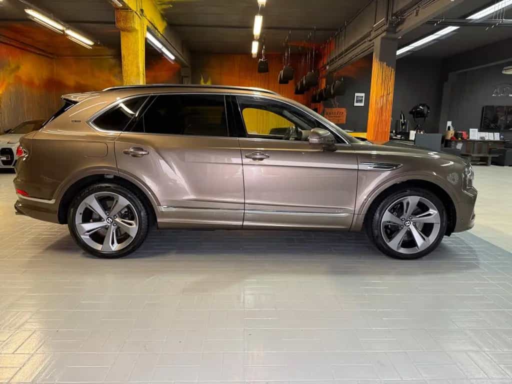 Bentley Bentayga 4.0 V8 4WD Aut.~NAIM~PANO~AKRAPOVIC~ 09/2020-photo-7