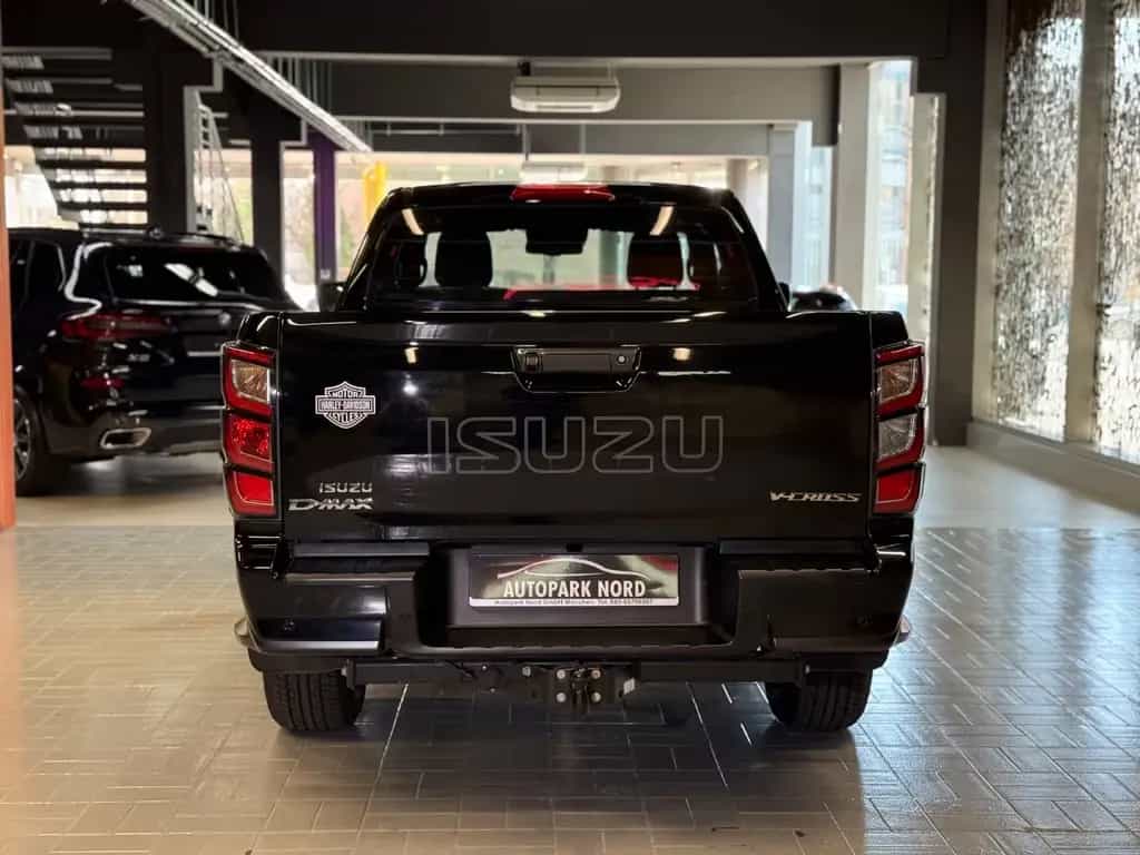 Isuzu D-Max Space Cab 4WD V CROSS~LED~NAVI~KAMERA~AHK 09/2025-photo-4
