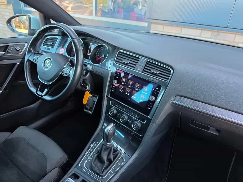 Volkswagen Golf VII Alltrack 4Motion TÜV Neu/AHK/Scheckh./ 09/2017-photo-17