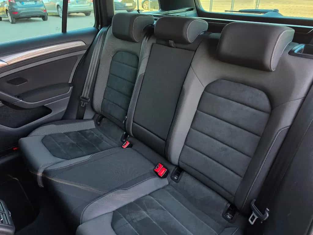 Volkswagen Golf VII Alltrack 4Motion TÜV Neu/AHK/Scheckh./ 09/2017-photo-26