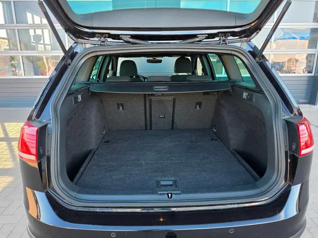 Volkswagen Golf VII Alltrack 4Motion TÜV Neu/AHK/Scheckh./ 09/2017-photo-29