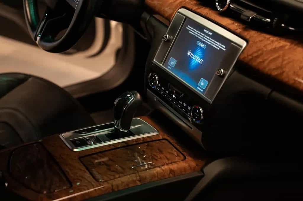 Maserati Quattroporte 3.0 V6 S Automatik 05/2015-photo-17