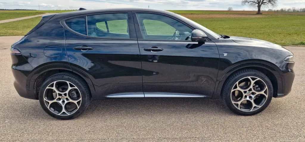 Alfa Romeo Tonale 1.5 VGT TI Benzin/ Mild ... 03/2024-photo-1
