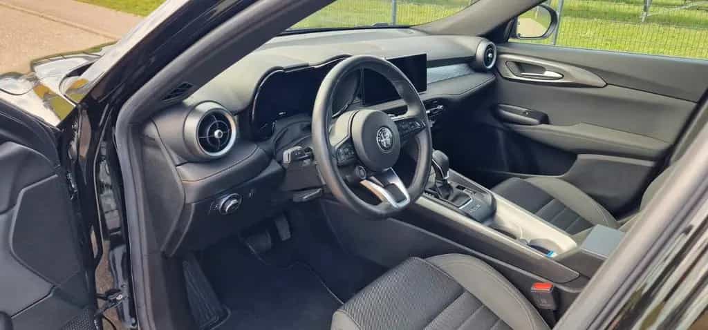 Alfa Romeo Tonale 1.5 VGT TI Benzin/ Mild ... 03/2024-photo-14