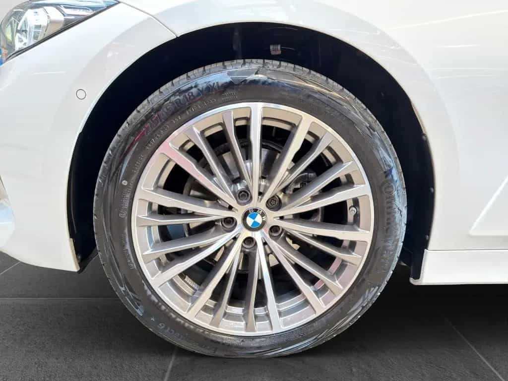 BMW 320 d Touring xDrive ACC AHK HiFi LRHZ STHZ PANO 11/2023-photo-32