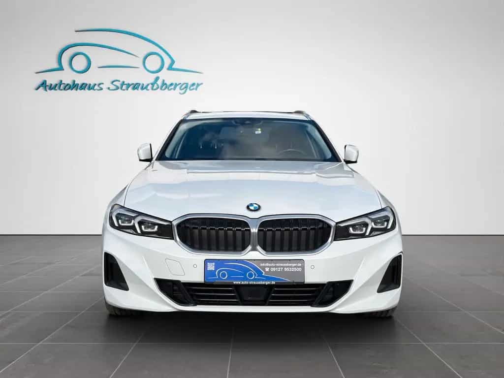 BMW 320 d Touring xDrive ACC AHK HiFi LRHZ STHZ PANO 11/2023-photo-5