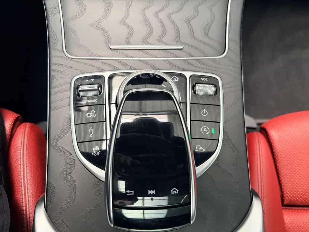 Mercedes-Benz C-Class 43 AMG 4M Design Pano DISTRONIC+ Kamera KEYLES 06/2020-photo-15