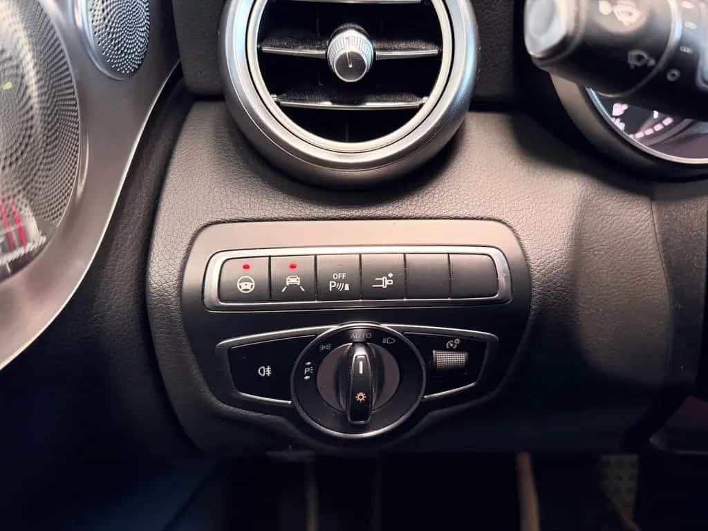 Mercedes-Benz C-Class 43 AMG 4M Design Pano DISTRONIC+ Kamera KEYLES 06/2020-photo-16