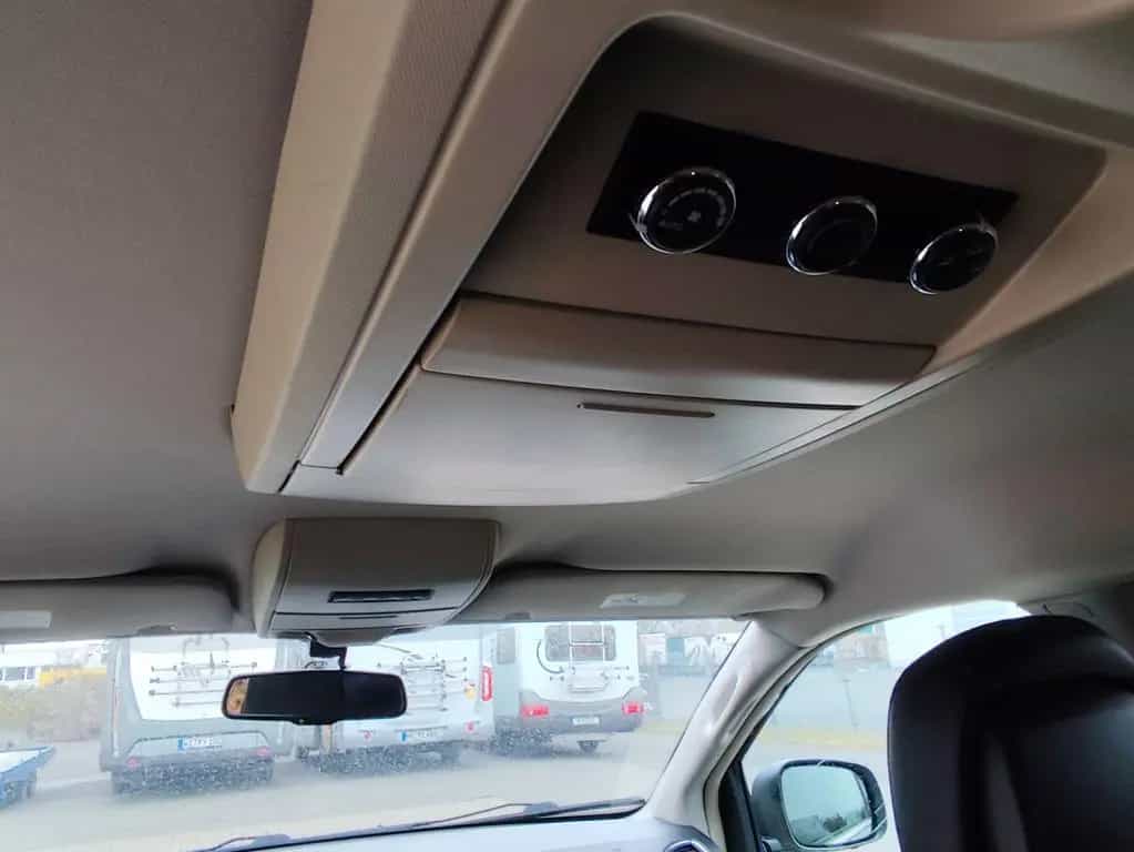 Lancia Voyager 2,8 CRDI Platinum Automatik 7 Sitzer 06/2013-photo-25