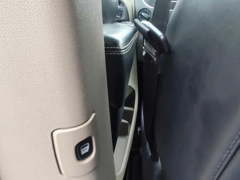 Lancia Voyager 2,8 CRDI Platinum Automatik 7 Sitzer 06/2013-photo-26