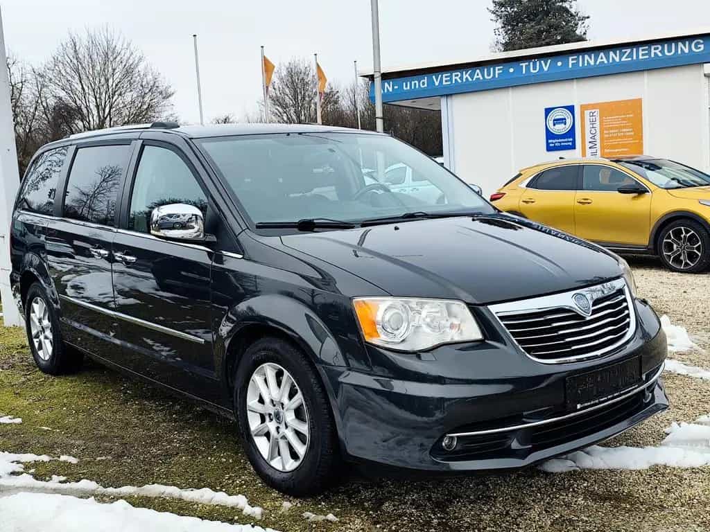 Lancia Voyager 2,8 CRDI Platinum Automatik 7 Sitzer 06/2013-photo-7