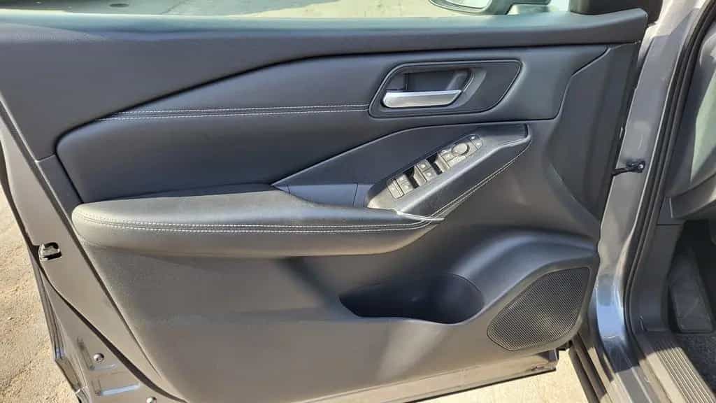 Nissan Qashqai 1.3 N-Connecta Automatik 03/2023-photo-10