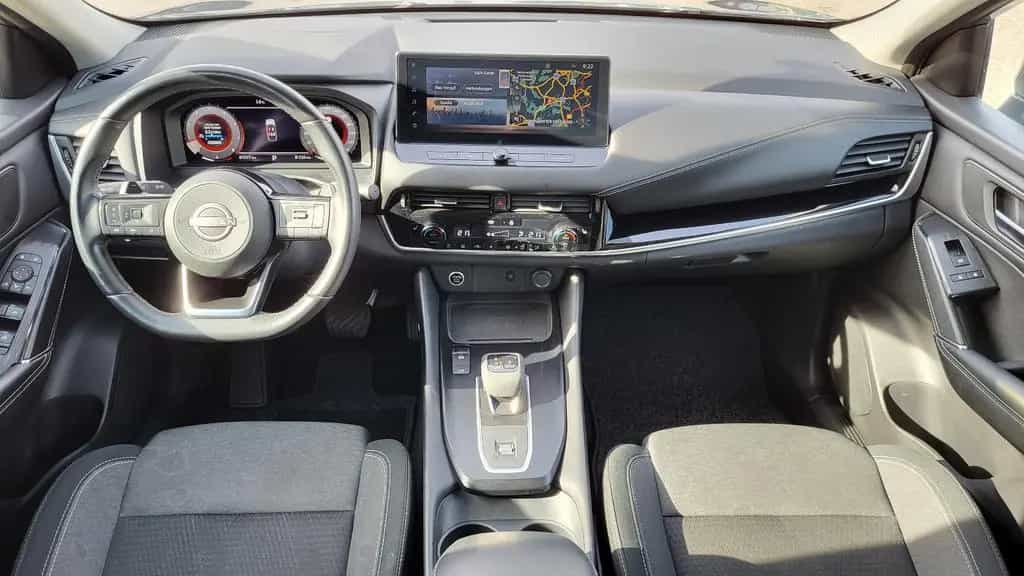 Nissan Qashqai 1.3 N-Connecta Automatik 03/2023-photo-12