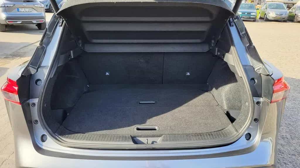 Nissan Qashqai 1.3 N-Connecta Automatik 03/2023-photo-17