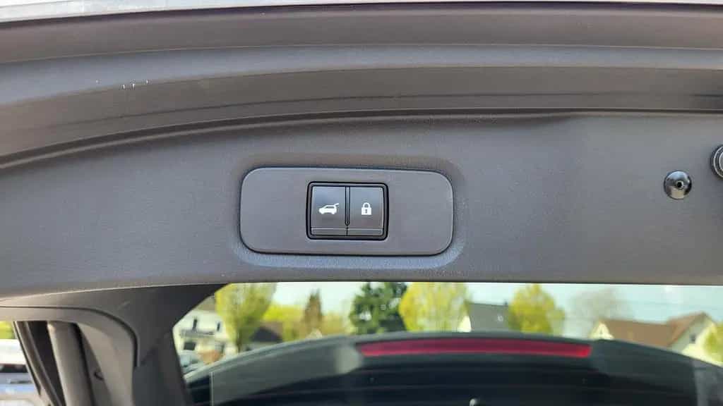 Nissan Qashqai 1.3 N-Connecta Automatik 03/2023-photo-18