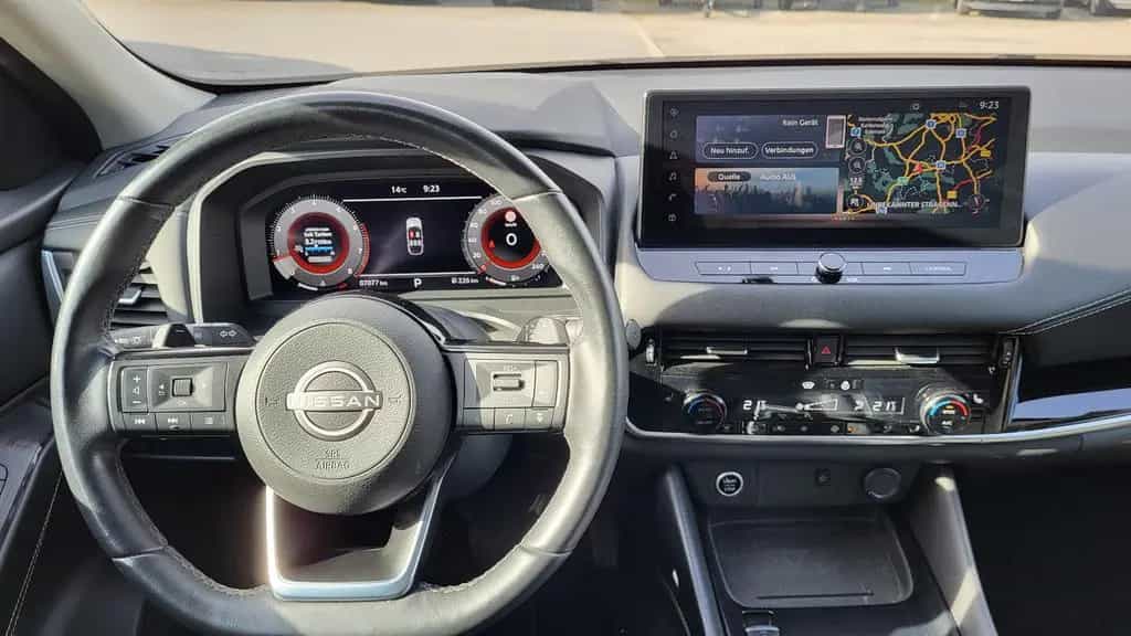 Nissan Qashqai 1.3 N-Connecta Automatik 03/2023-photo-7