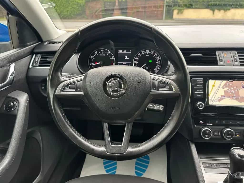 Skoda Octavia Combi Joy/Automatik/AHK/Navi/Sitzheiz 08/2017-photo-21