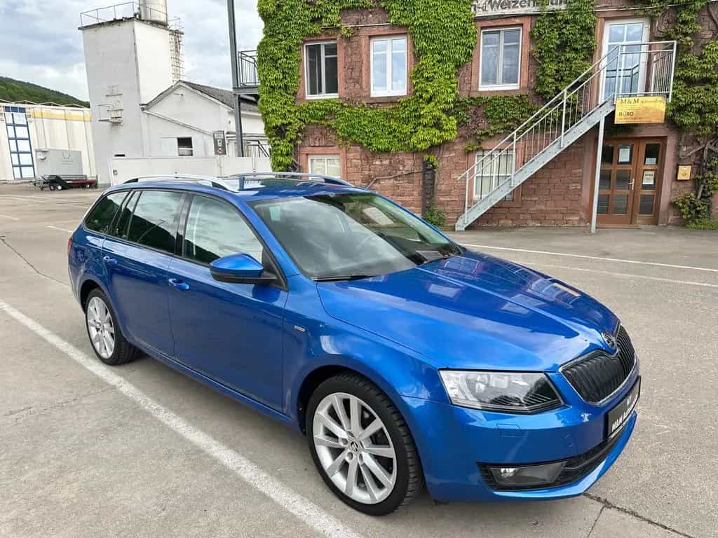 Skoda Octavia Combi Joy/Automatik/AHK/Navi/Sitzheiz 08/2017-photo-4