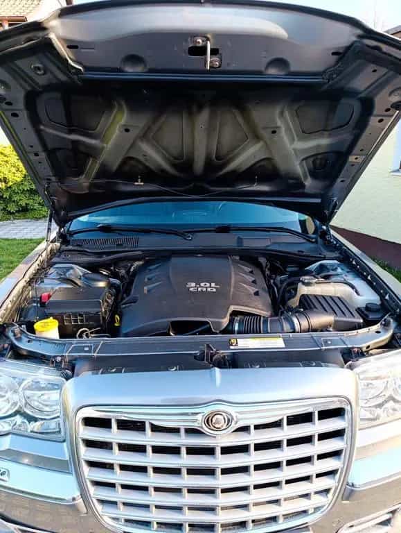 Chrysler 300C Touring 3.0 CRD Autom. - 11/2010-photo-3