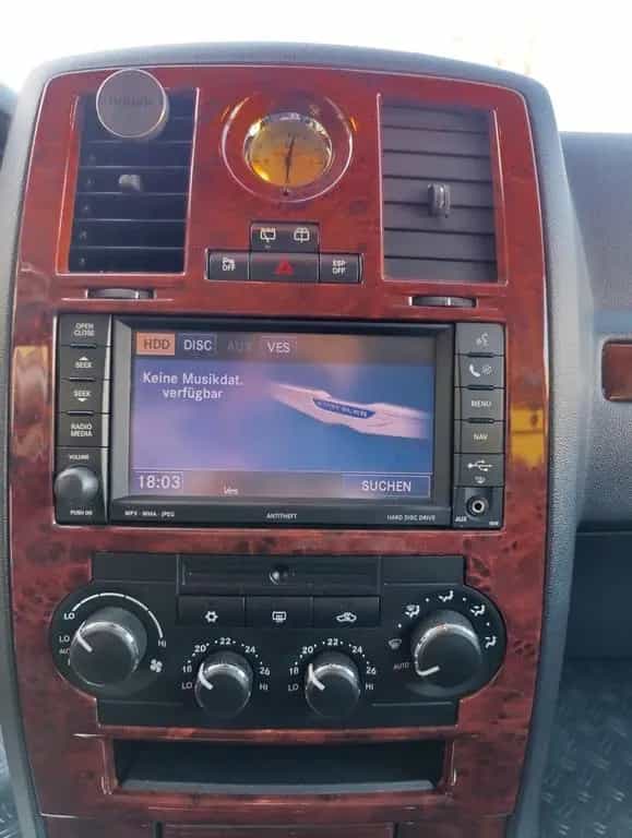 Chrysler 300C Touring 3.0 CRD Autom. - 11/2010-photo-8