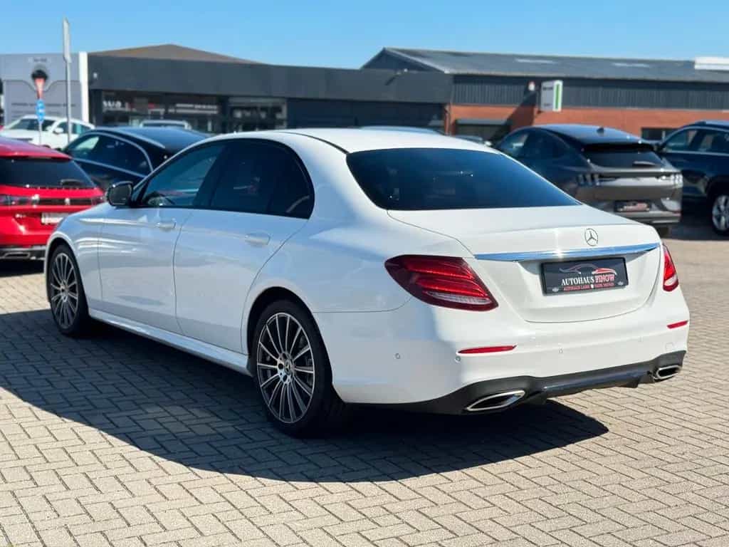 Mercedes-Benz E-Class Lim. 9G-TRONIC"AMG-Line"AHK*AMBIENTE*KAMERA 07/2016-photo-6