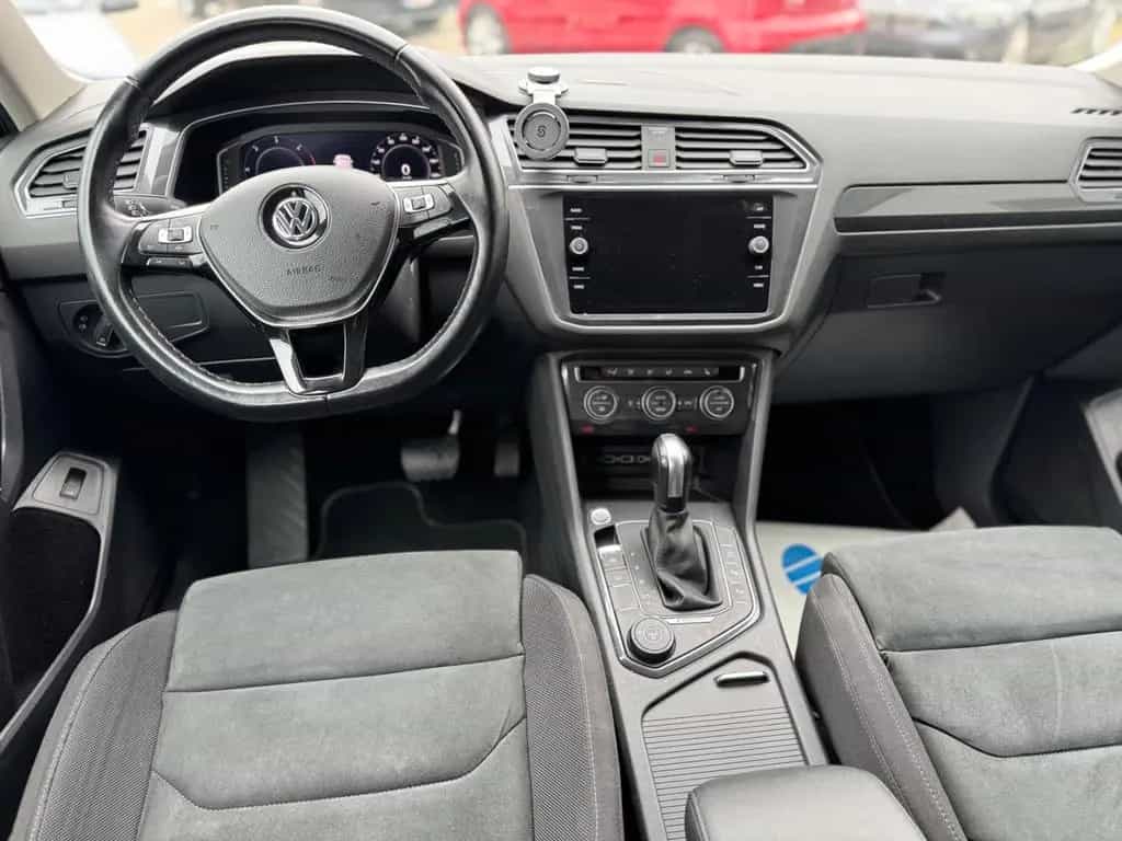 Volkswagen Tiguan Allspace Highline 4Motion R-Line 7-SITZER 06/2021-photo-11