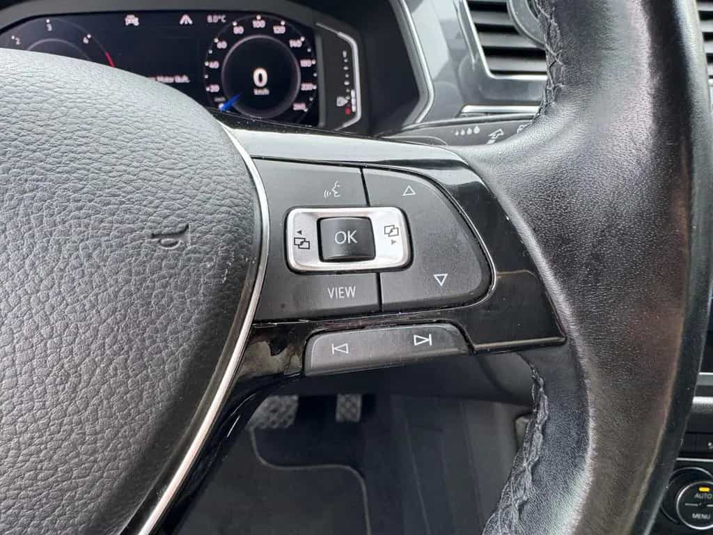 Volkswagen Tiguan Allspace Highline 4Motion R-Line 7-SITZER 06/2021-photo-14