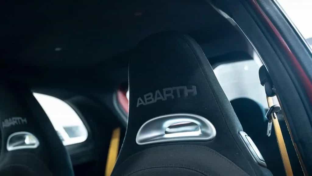 Abarth 595 1.4 TJET 145CV XENO ITALIANA FULL OPT 05/2019-photo-13