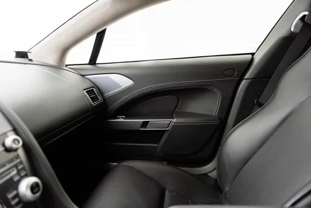 Aston Martin Rapide 6.0 V12 Touchtronic - 01/2011-photo-11