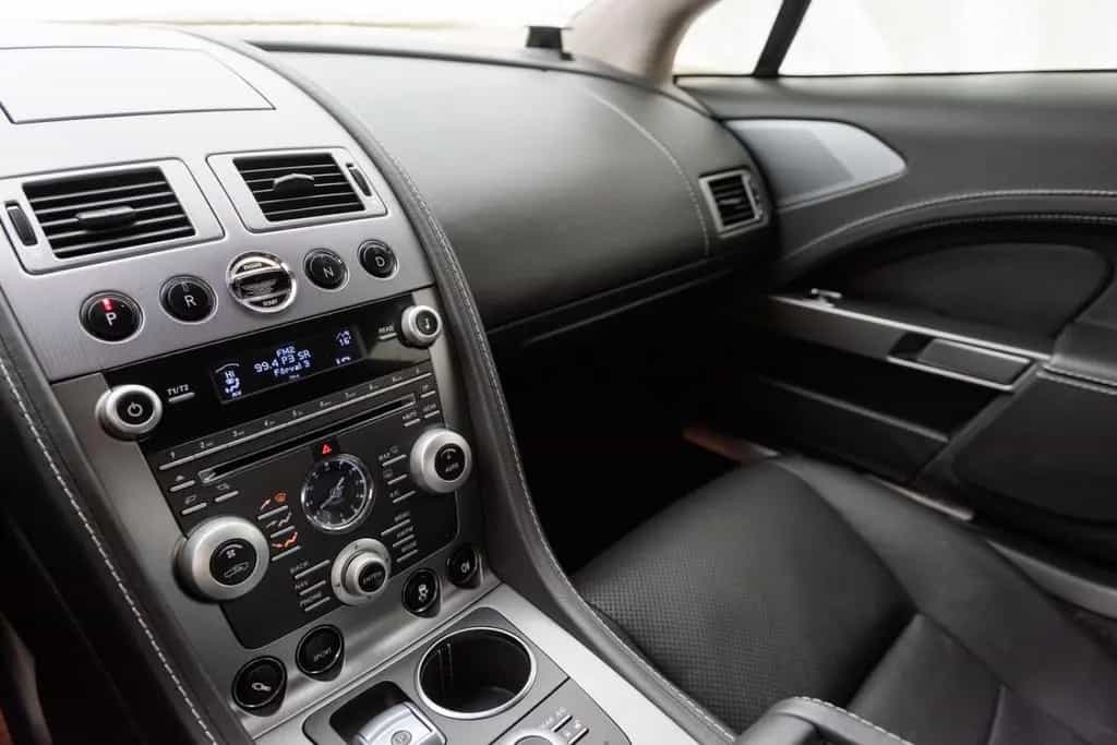 Aston Martin Rapide 6.0 V12 Touchtronic - 01/2011-photo-13