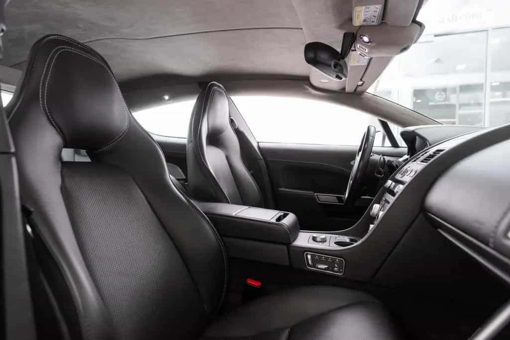 Aston Martin Rapide 6.0 V12 Touchtronic - 01/2011-photo-7