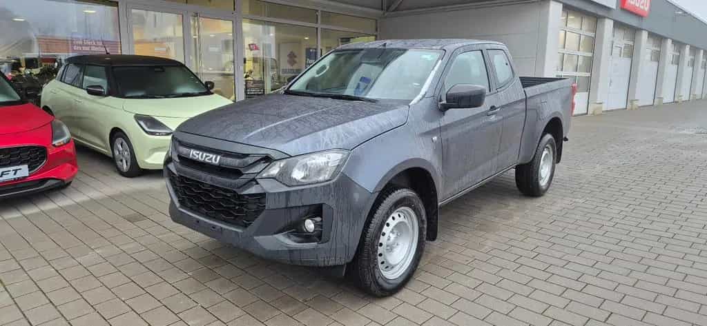 Isuzu D-Max 1.9D Space Cab L 4WD AT null-photo-0