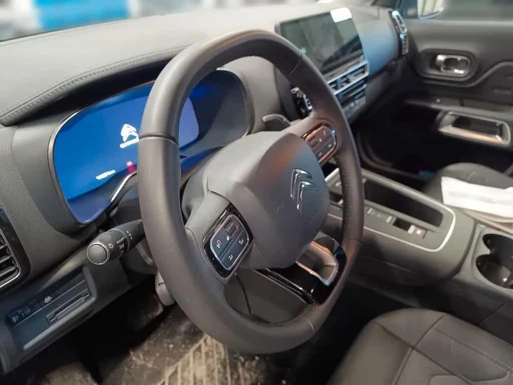 Citroën C5 Aircross PLUS 145 E-DSC NAVI/LED/KAMERA/SHZ 03/2025-photo-5