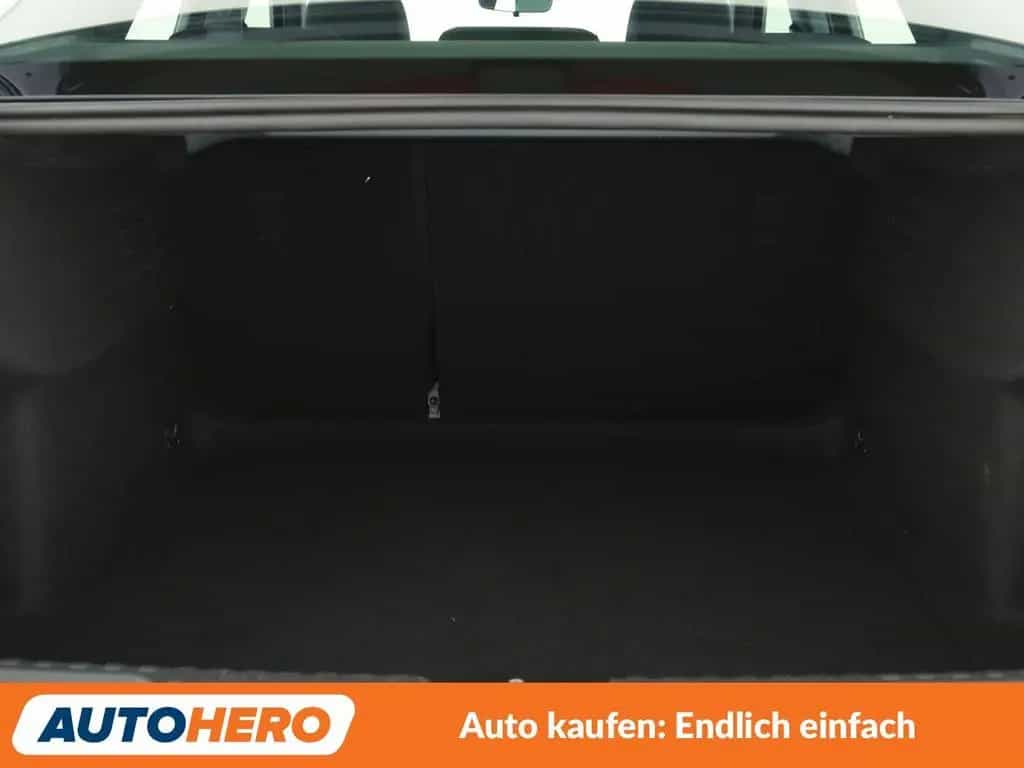 Audi A3 Limousine 30 TDI advanced Aut. *NAVI*VC*LED* 10/2020-photo-17