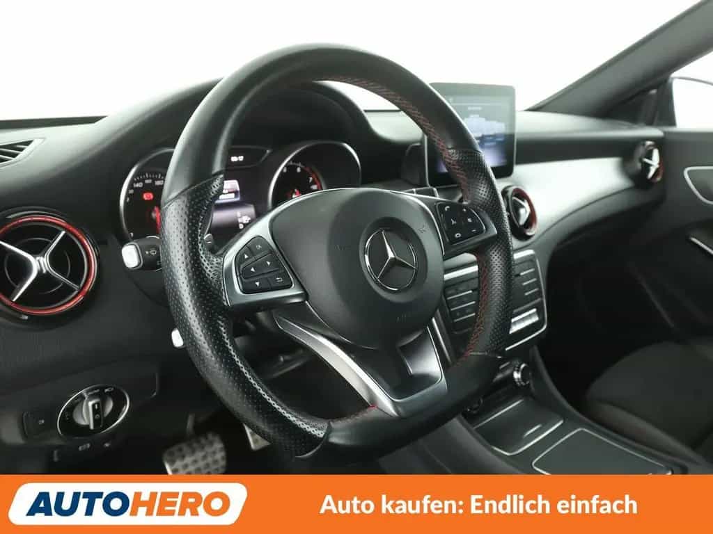 Mercedes-Benz CLA-Class 250 AMG Line Aut.*LED*TEMPO*CAM* 01/2018-photo-10