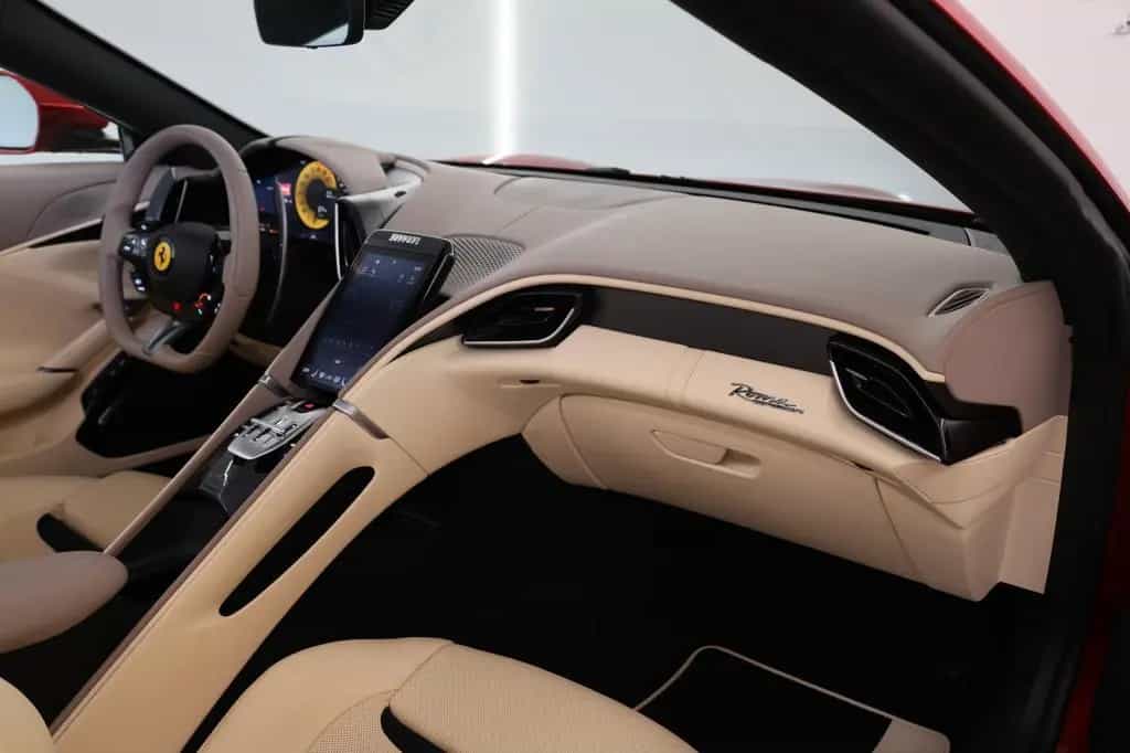 Ferrari Roma Spider / Rosso Magma / Ferrari Approved 07/2024-photo-18