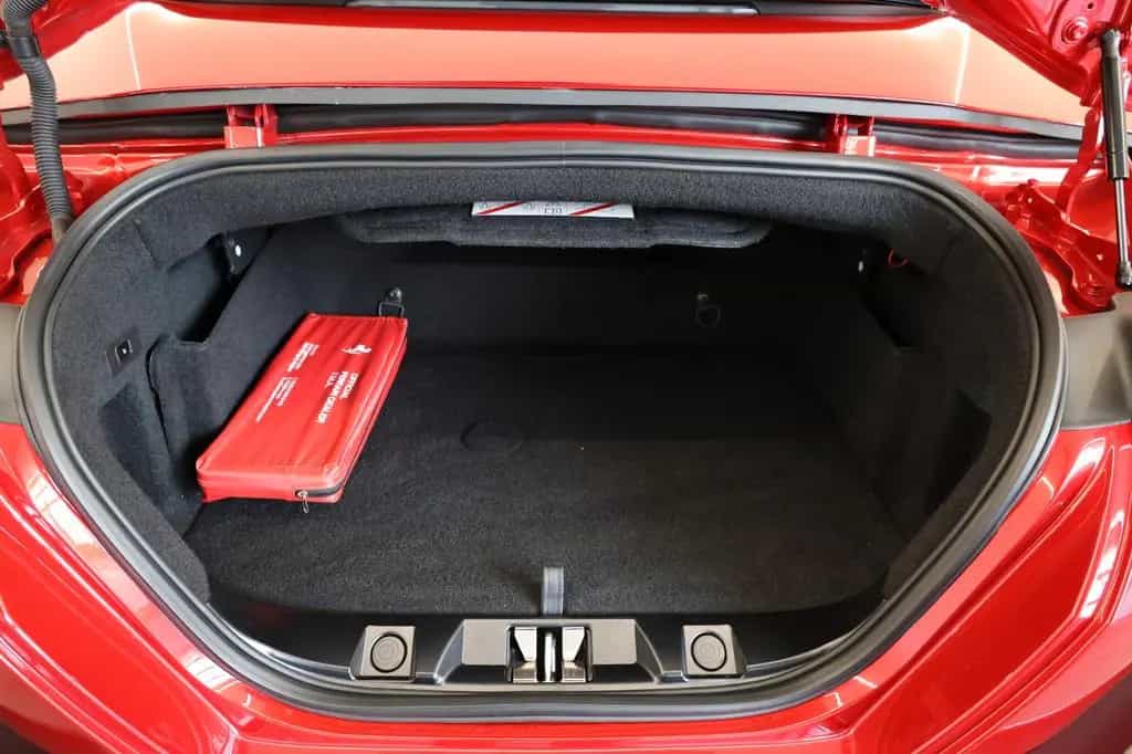 Ferrari Roma Spider / Rosso Magma / Ferrari Approved 07/2024-photo-20