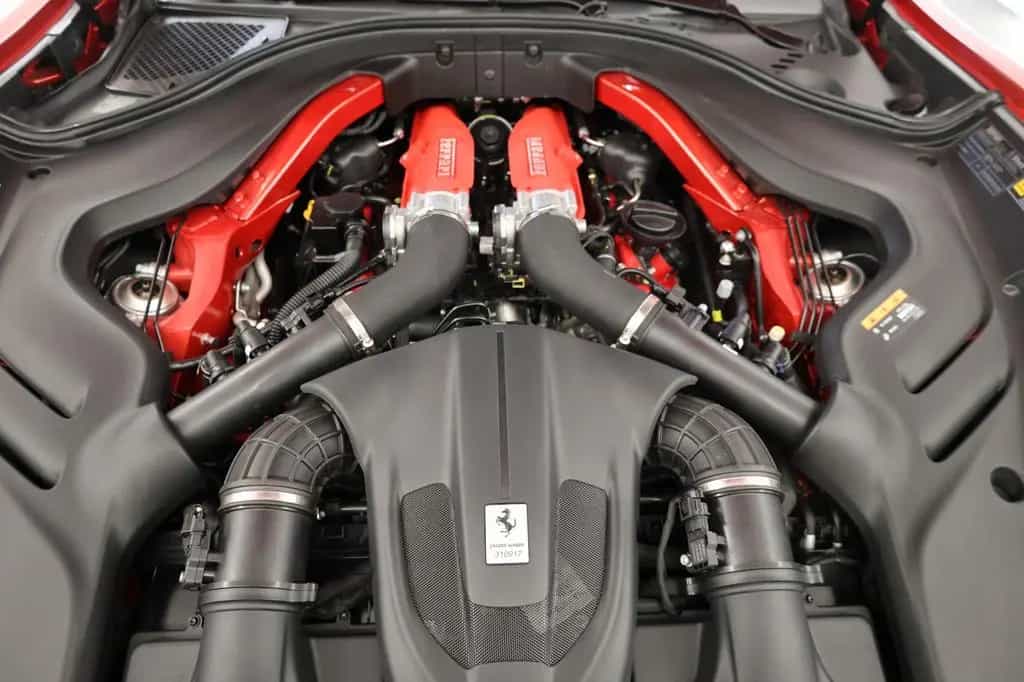 Ferrari Roma Spider / Rosso Magma / Ferrari Approved 07/2024-photo-21