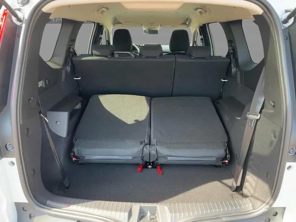 Dacia Jogger Extreme+ TCe 110 7-Sitzer*Navi*Kamera*SHZ 12/2024-photo-4