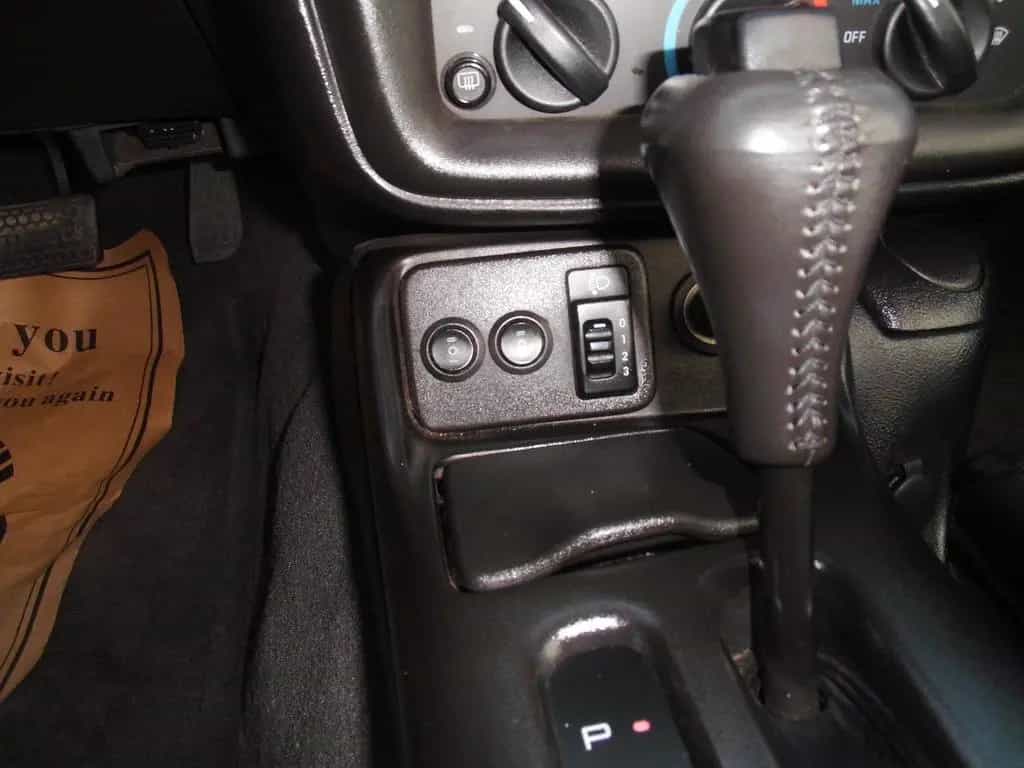 Chevrolet Camaro Targa V8 Automatic Bj 200... 08/2000-photo-13
