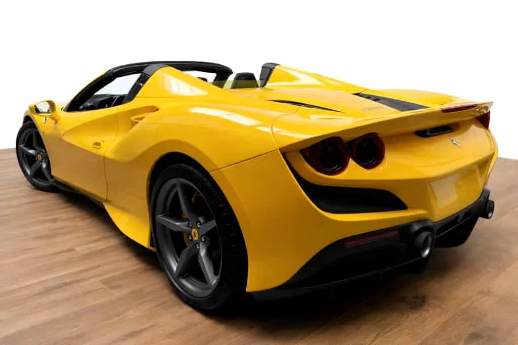 Ferrari F8 Spider Karbon Sitze R Kam Karbon LED Lenkrad 07/2022-photo-1