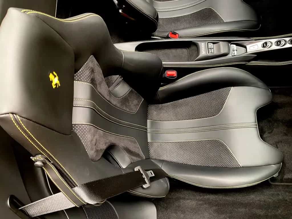 Ferrari F8 Spider Karbon Sitze R Kam Karbon LED Lenkrad 07/2022-photo-10