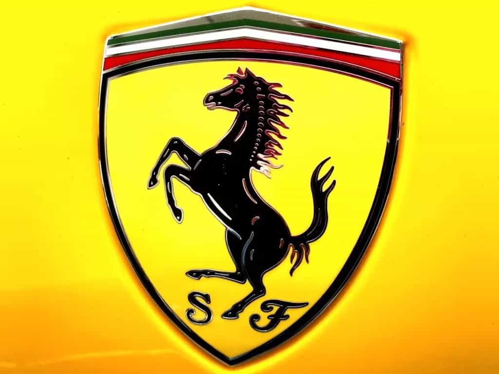 Ferrari F8 Spider Karbon Sitze R Kam Karbon LED Lenkrad 07/2022-photo-8