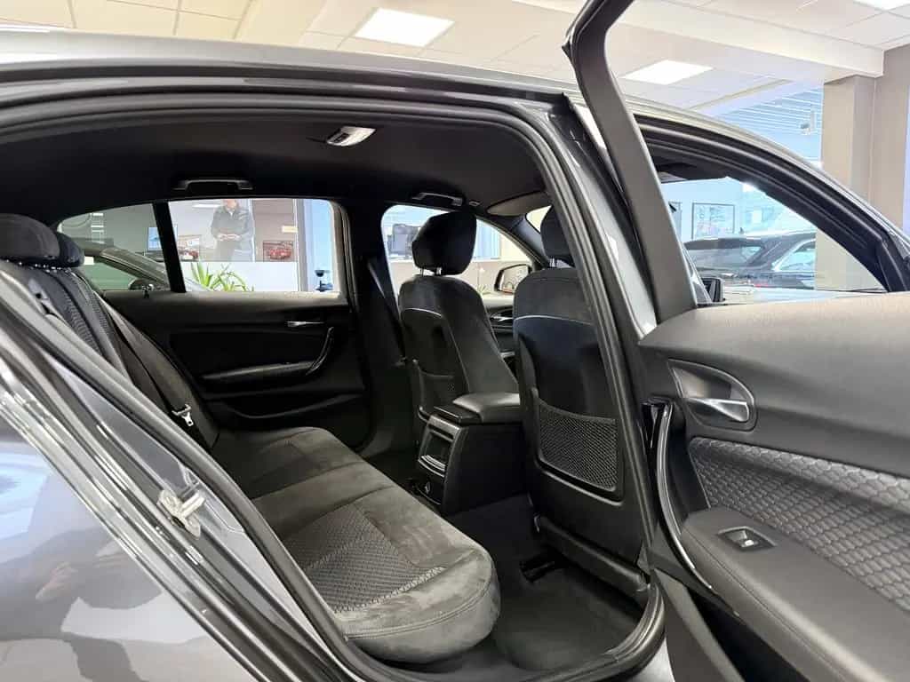 BMW 1 Series 125i Limo *M Sport*Shadow*LED*HiFi*Einparkh 10/2017-photo-14