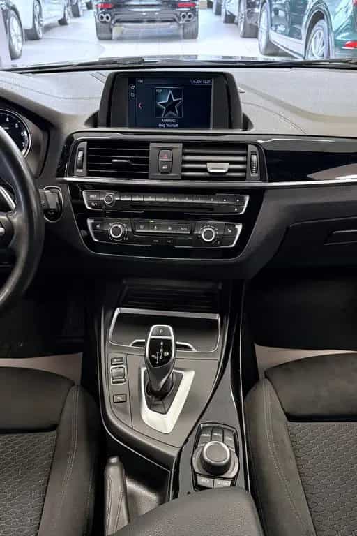 BMW 1 Series 125i Limo *M Sport*Shadow*LED*HiFi*Einparkh 10/2017-photo-19